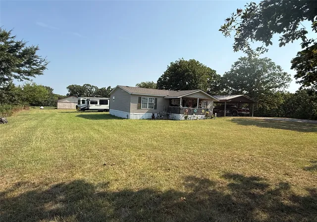 Photo 3 of Sale Pending at 10993 Loblolly Rd, Henryetta, OK 74437 | MLS# 2629100 | Listing updated on 2026-10-04