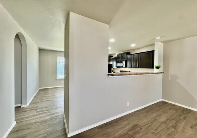 Photo 3 of Sale Pending at 7309 S Gardenia Ave, Broken Arrow, OK 74011 | MLS# 2629091 | Listing updated on 2026-09-11