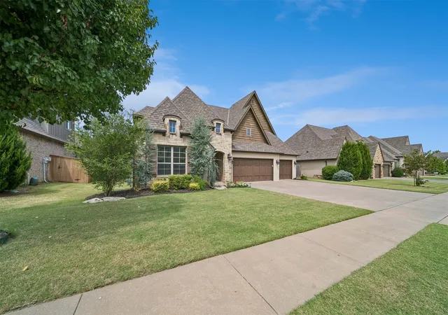 Photo 3 of Single family home for sale at 11026 S Kennedy St, Jenks, OK 74037 | MLS# 2629126 | Listing updated on 2026-09-14