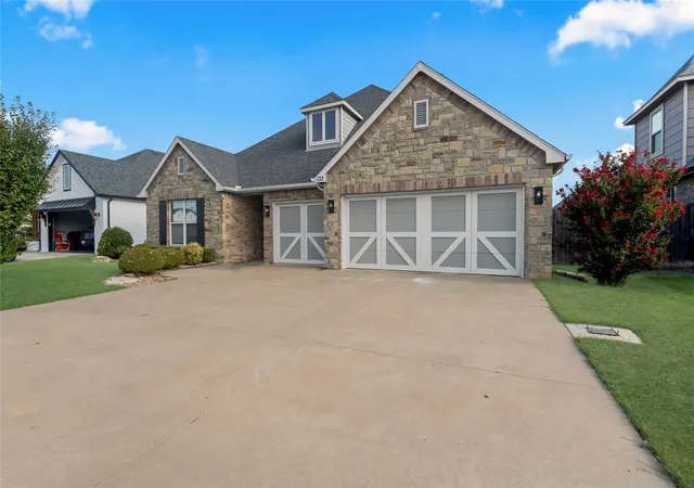 Photo 2 of Single family home for sale at 133 W 130th Place S, Jenks, OK 74037 | MLS# 2629326 | Listing updated on 2026-10-03