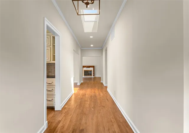 Photo 4 of Single family home for sale at 4807 S Yorktown Ct, Tulsa, OK 74105 | MLS# 2629224 | Listing updated on 2026-09-02