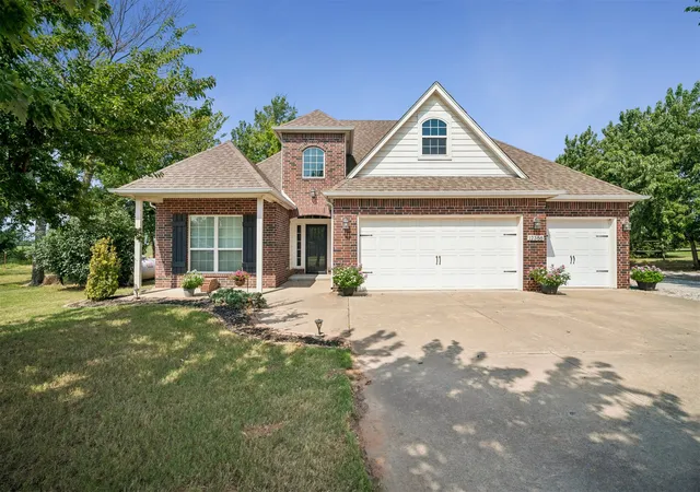 Photo 1 of Sale Pending at 12388 S 234th East Ave, Broken Arrow, OK 74014 | MLS# 2629342 | Listing updated on 2026-10-07