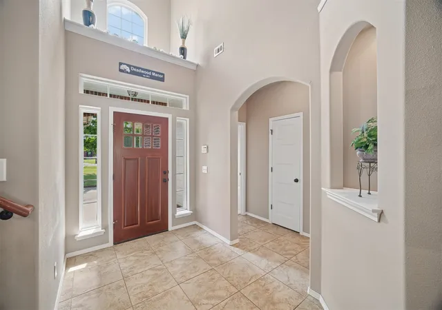 Photo 4 of Sale Pending at 12388 S 234th East Ave, Broken Arrow, OK 74014 | MLS# 2629342 | Listing updated on 2026-10-07