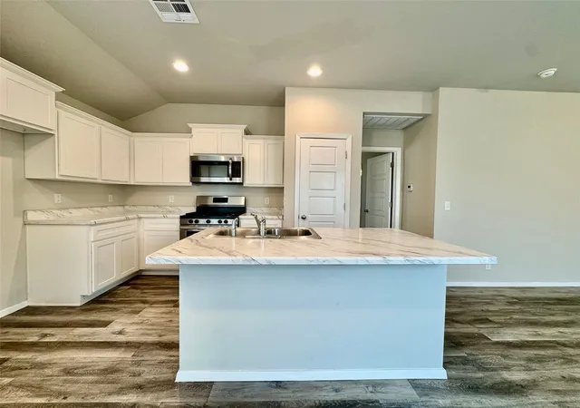 Photo 3 of Single family home for sale at 8721 E 161st Place S, Bixby, OK 74008 | MLS# 2629343 | Listing updated on 2026-09-10