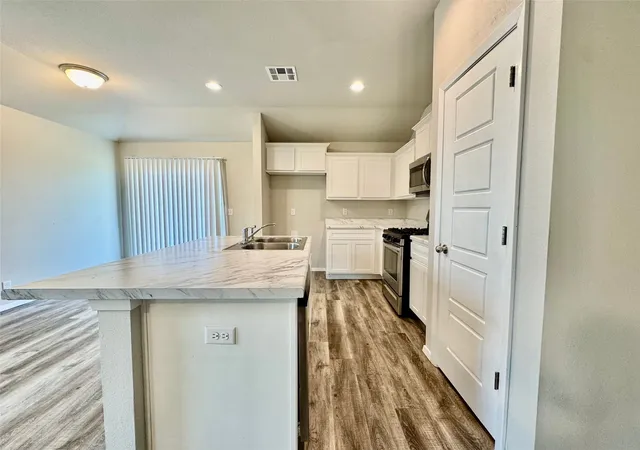 Photo 3 of Single family home for sale at 8721 E 161st Place S, Bixby, OK 74008 | MLS# 2629343 | Listing updated on 2026-09-10