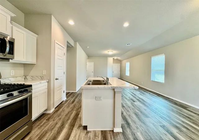 Photo 4 of Single family home for sale at 8721 E 161st Place S, Bixby, OK 74008 | MLS# 2629343 | Listing updated on 2026-09-10