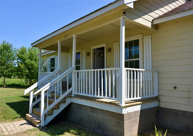 Photo 2 of Single family home for sale at 510 Spruce St, Henryetta, OK 74437 | MLS# 2629409 | Listing updated on 2026-09-11