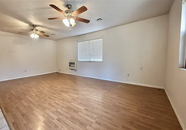 Photo 4 of Single family home for sale at 200 W Creek Ave, Checotah, OK 74426 | MLS# 2629422 | Listing updated on 2026-09-09