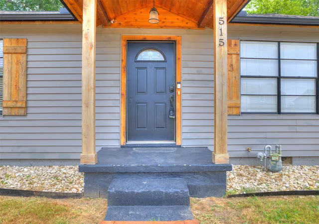 Photo 3 of Sale Pending at 515 E Greeley St, Broken Arrow, OK 74012 | MLS# 2629429 | Listing updated on 2026-08-31
