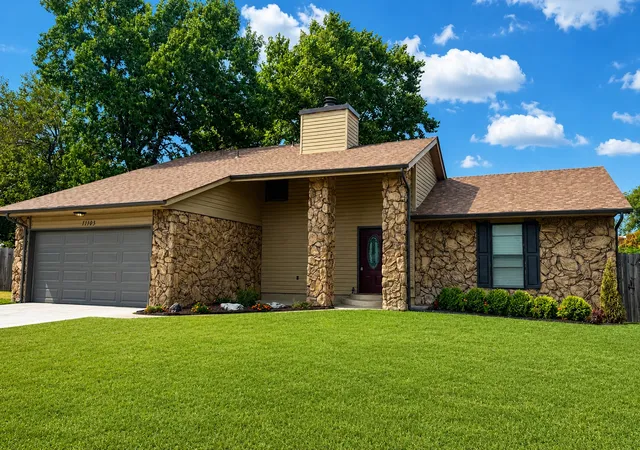 Photo 1 of Single family home for sale at 11103 E 98th Street, Owasso, OK 74055 | MLS# 2629396 | Listing updated on 2026-10-21