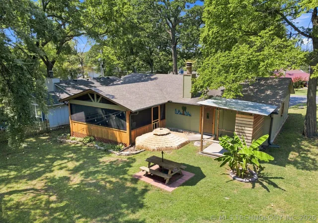 Photo 3 of Single family home for sale at 35700 Grand Point, Vinita, OK 74301 | MLS# 2629374 | Listing updated on 2026-09-08