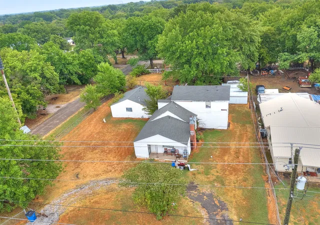 Photo 2 of Single family home for sale at 7415 N Trenton Ave, Tulsa, OK 74126 | MLS# 2629469 | Listing updated on 2026-09-02