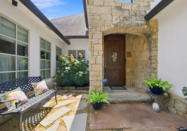 Photo 3 of Single family home for sale at 3016 E 115th Street, Tulsa, OK 74137 | MLS# 2629329 | Listing updated on 2026-10-22