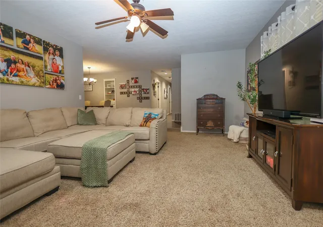 Photo 3 of Single family home for sale at 1024 Oak Dr, Sulphur, OK 73086 | MLS# 2629485 | Listing updated on 2026-09-05