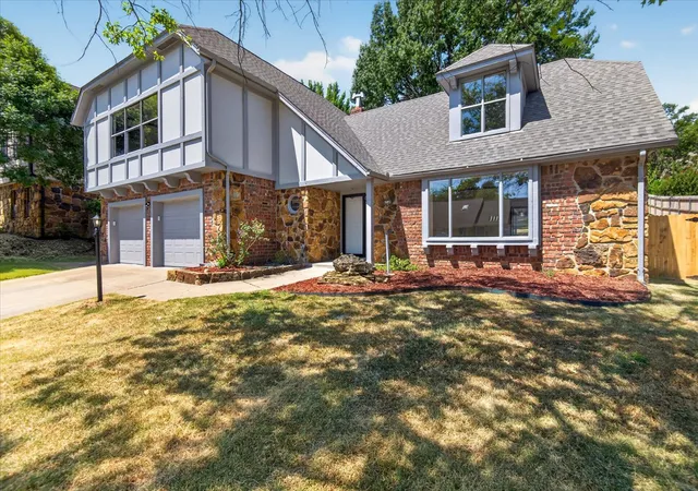 Photo 3 of Single family home for sale at 6240 S Richmond Ave, Tulsa, OK 74136 | MLS# 2629299 | Listing updated on 2026-09-16