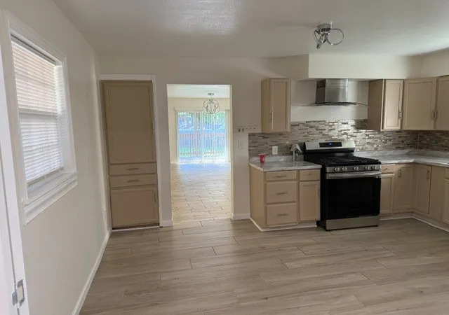 Photo 3 of Single family home for sale at 4672 S Urbana Ave, Tulsa, OK 74137 | MLS# 2629401 | Listing updated on 2026-09-14