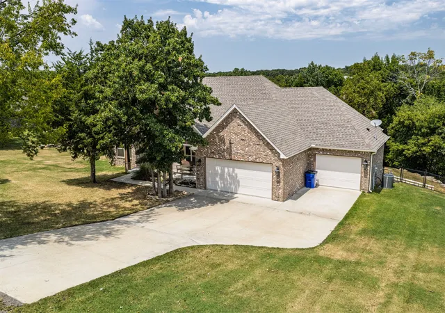 Photo 1 of Single family home for sale at 5095 E Chestnut Dr, Claremore, OK 74019 | MLS# 2629514 | Listing updated on 2026-09-12