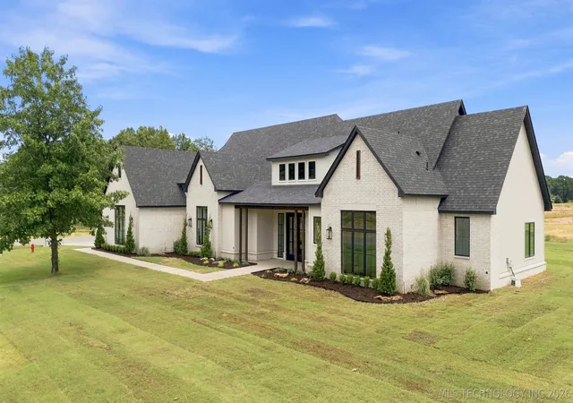 Photo 2 of Single family home for sale at 21822 E 138th Street S, Broken Arrow, OK 74014 | MLS# 2629606 | Listing updated on 2026-09-13