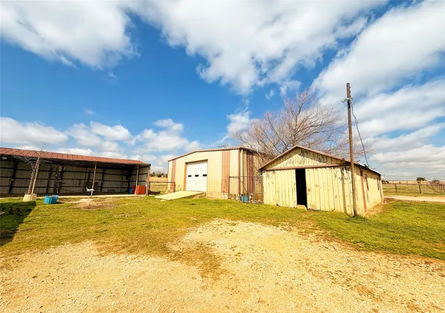 Photo 4 of Sale Pending at 6655 133rd, Holdenville, OK 74848 | MLS# 2629556 | Listing updated on 2026-09-09