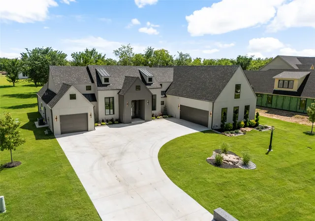 Photo 3 of Single family home for sale at 17822 E Patriot Dr, Owasso, OK 74055 | MLS# 2629371 | Listing updated on 2026-10-05