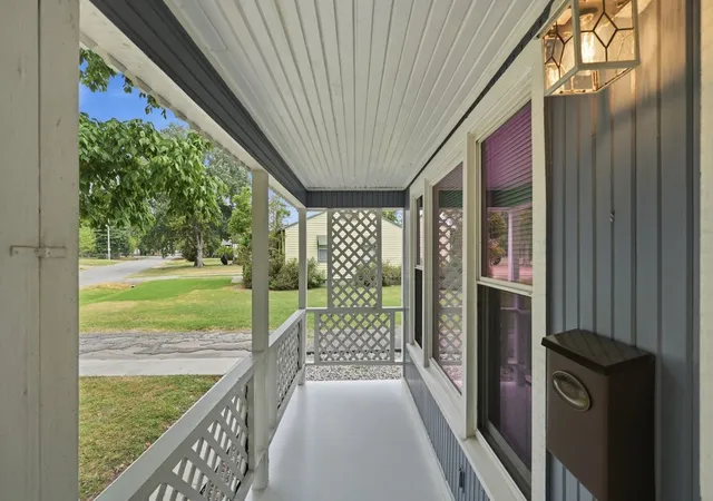 Photo 4 of Sale Pending at 309 N Birch St, Owasso, OK 74055 | MLS# 2629620 | Listing updated on 2026-09-09