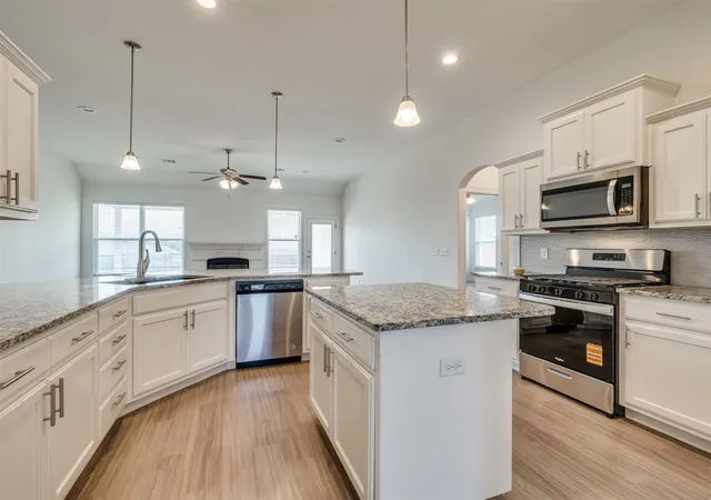 Photo 4 of Single family home for sale at 7315 E Oak Ridge St, Broken Arrow, OK 74014 | MLS# 2629651 | Listing updated on 2026-09-28