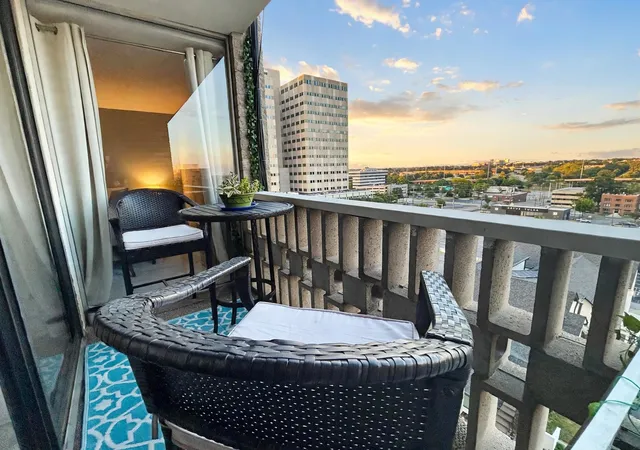 Photo 4 of Condo for sale at 1502 S Boulder Ave #8H, Tulsa, OK 74119 | MLS# 2629645 | Listing updated on 2026-09-14