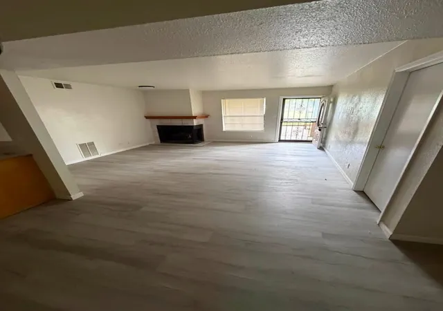 Photo 3 of Sale Pending at 6357 S 80th Eastavenue #3F, Tulsa, OK 74133 | MLS# 2629207 | Listing updated on 2026-08-31