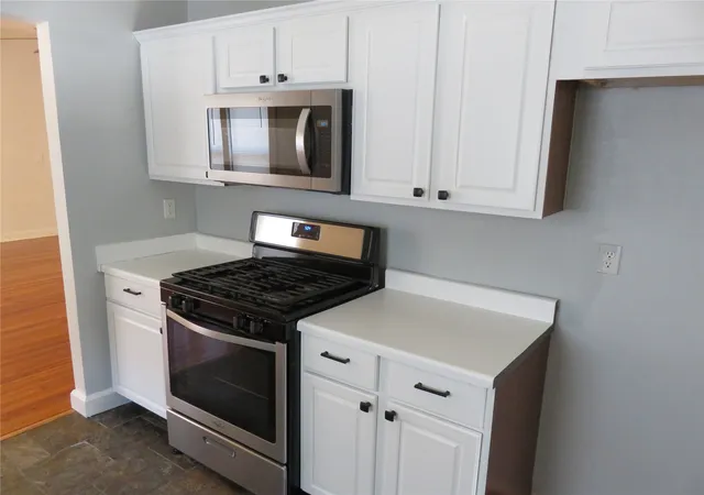 Photo 3 of Single family home for sale at 510 S Hickory St, Sapulpa, OK 74066 | MLS# 2629696 | Listing updated on 2026-10-01