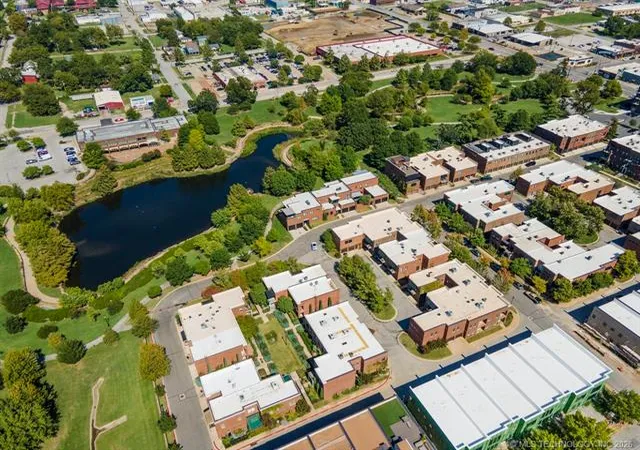 Listing Photo 2 - Condo for sale in building located at 730 S Norfolk Ave, Tulsa, OK 74120 - Unit #730