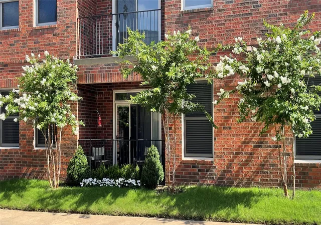 Listing Photo 5 - Condo for sale in building located at 730 S Norfolk Ave, Tulsa, OK 74120 - Unit #730