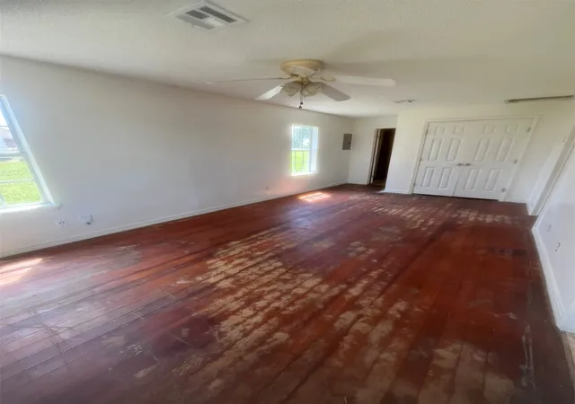 Photo 2 of Sale Pending at 3226 S 113th West Ave, Sand Springs, OK 74063 | MLS# 2629756 | Listing updated on 2026-09-08