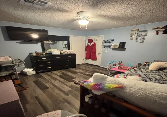 Photo 4 of Single family home for sale at 5632 S 85th East Ave, Tulsa, OK 74145 | MLS# 2629786 | Listing updated on 2026-09-13