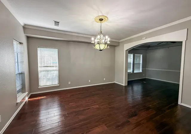 Photo 4 of Single family home for sale at 4105 W Elgin St, Broken Arrow, OK 74012 | MLS# 2629791 | Listing updated on 2026-09-28