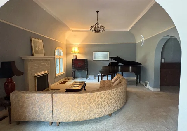 Photo 4 of Single family home for sale at 1913 E 37th Street, Tulsa, OK 74105 | MLS# 2629779 | Listing updated on 2026-09-13