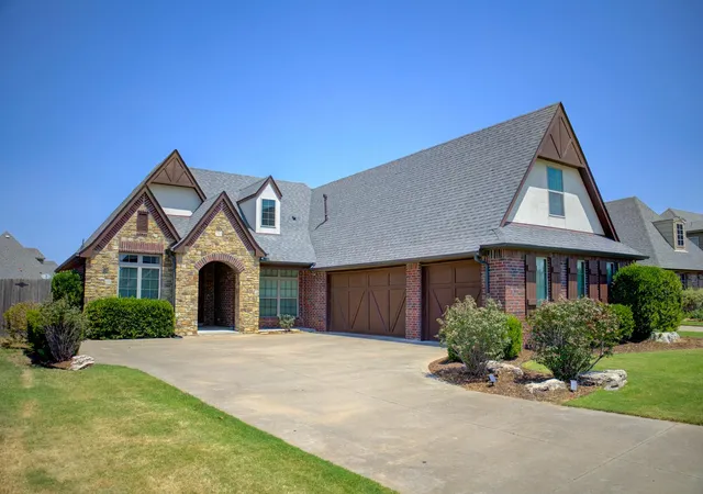 Photo 1 of Single family home for sale at 307 W 128th Street S, Jenks, OK 74037 | MLS# 2629724 | Listing updated on 2026-09-20