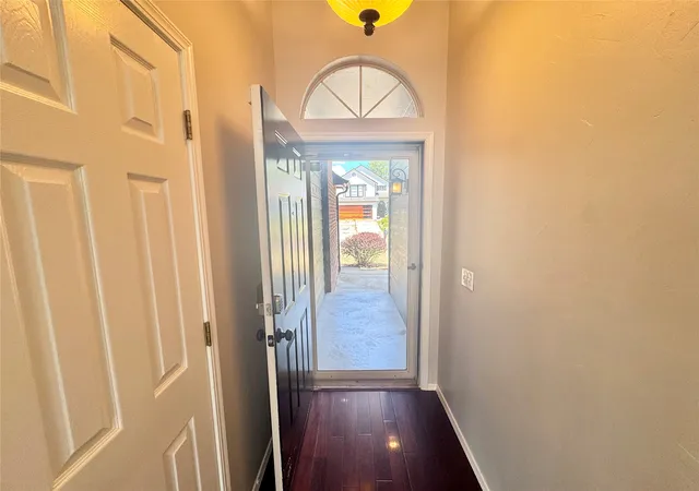 Photo 3 of Sale Pending at 9216 E 97th Place, Tulsa, OK 74133 | MLS# 2624142 | Listing updated on 2026-09-01