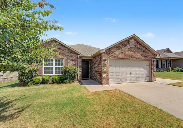 Photo 2 of Sale Pending at 5751 E 147th St S, Bixby, OK 74008 | MLS# 2628713 | Listing updated on 2026-09-09