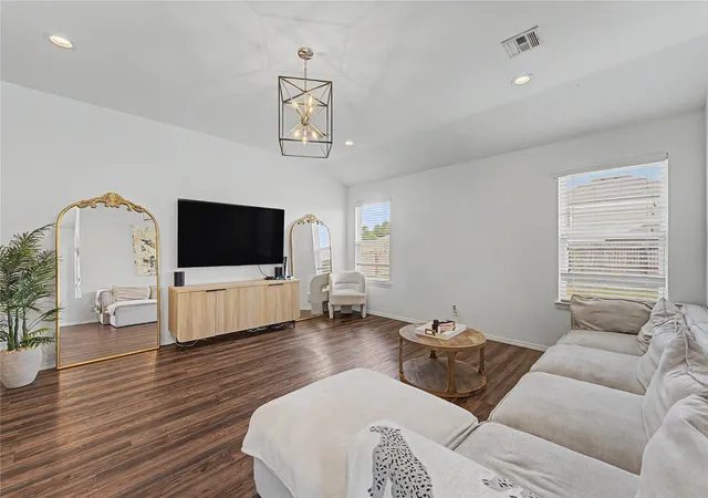 Photo 3 of Sale Pending at 5751 E 147th St S, Bixby, OK 74008 | MLS# 2628713 | Listing updated on 2026-09-09