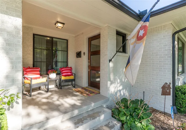 Photo 2 of Single family home for sale at 3415 S Gary Pl, Tulsa, OK 74105 | MLS# 2629544 | Listing updated on 2026-09-11