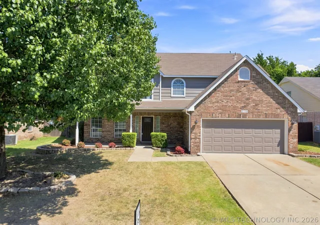 Photo 1 of Single family home for sale at 3108 W Hartford St, Broken Arrow, OK 74012 | MLS# 2628960 | Listing updated on 2026-09-04