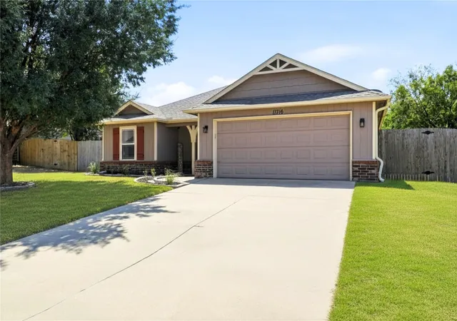 Photo 2 of Sale Pending at 11716 E 109th Street N, Owasso, OK 74055 | MLS# 2629921 | Listing updated on 2026-09-16