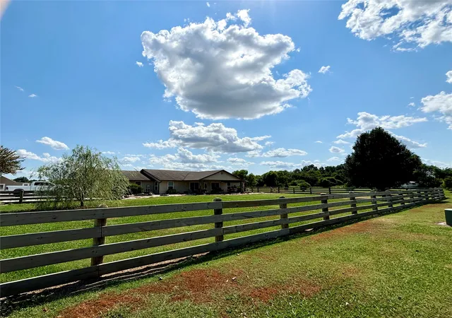 Photo 2 of Single family home for sale at 14323 S 321st Eastavenue, Coweta, OK 74429 | MLS# 2625917 | Listing updated on 2026-09-11