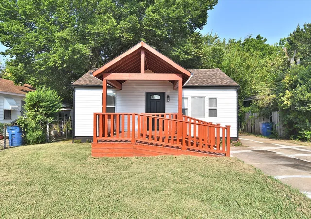 Photo 1 of Single family home for sale at 2128 N Saint Louis Ave, Tulsa, OK 74106 | MLS# 2629945 | Listing updated on 2026-09-08