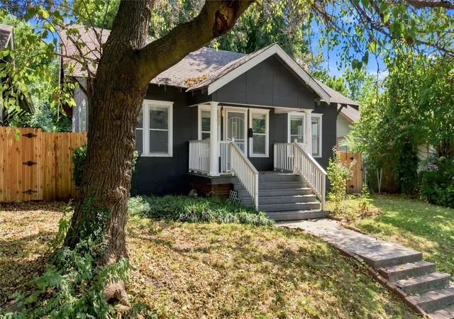 Photo 2 of Single family home for sale at 1808 W Easton Ct, Tulsa, OK 74127 | MLS# 2629885 | Listing updated on 2026-09-04