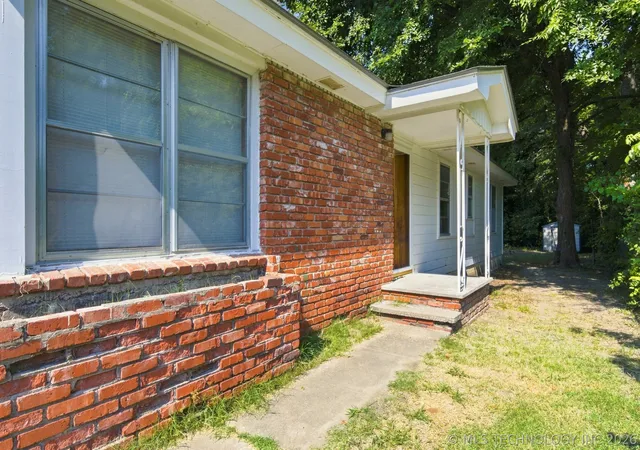 Photo 3 of Single family home for sale at 406 N Cherokee St, Beggs, OK 74421 | MLS# 2629149 | Listing updated on 2026-09-02