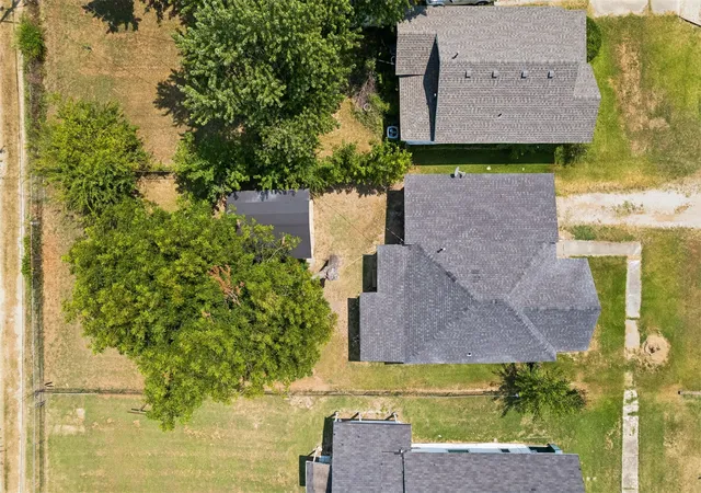 Photo 3 of Single family home for sale at 522 East 7th, Ada, OK 74820 | MLS# 2629944 | Listing updated on 2026-09-03