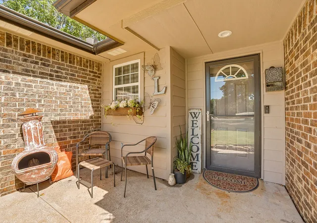 Photo 3 of Single family home for sale at 14080 County Rd 1573, Ada, OK 74820 | MLS# 2629423 | Listing updated on 2026-09-07