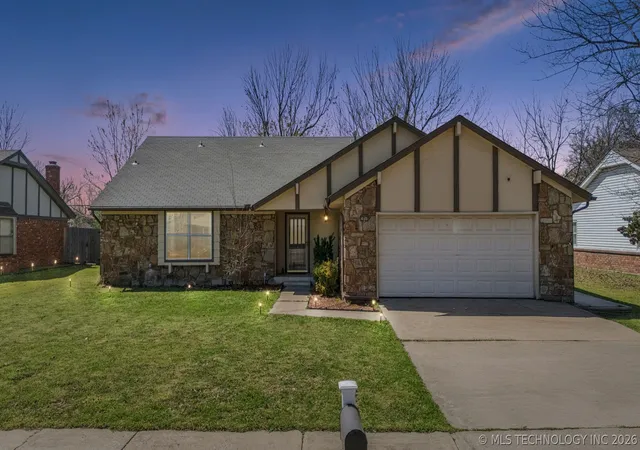 Photo 1 of Single family home for sale at 3866 S 98th Avenue, Tulsa, OK 74146 | MLS# 2629910 | Listing updated on 2026-09-02