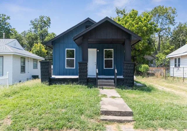 Photo 1 of Single family home for sale at 3808 S 28th Westavenue, Tulsa, OK 74107 | MLS# 2630024 | Listing updated on 2026-08-31